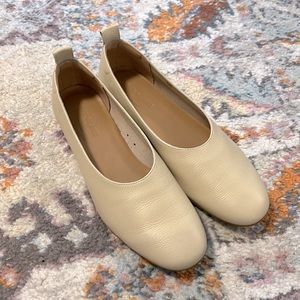 Everlane Italian leather day glove